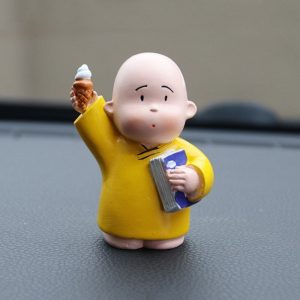 Buddhist Shaolin Monk Figurine - Creative Resin Fengshui Craft  (Design 2)