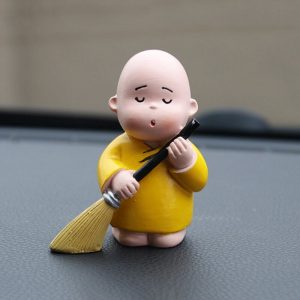 Buddhist Shaolin Monk Figurine - Creative Resin Fengshui Craft  (Design 1)