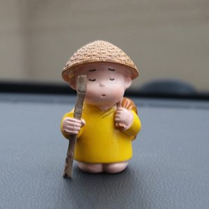Buddhist Shaolin Monk Figurine - Creative Resin Fengshui Craft  (Design 3)
